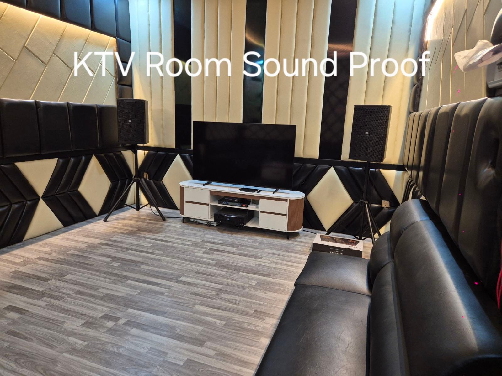 IMG-17b8c295e0ddd7366e2fe326c9744310-V