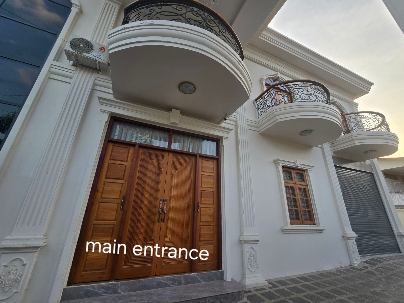 IMG-83e86c6dcbb7e3a100e8118e73489ccd-V