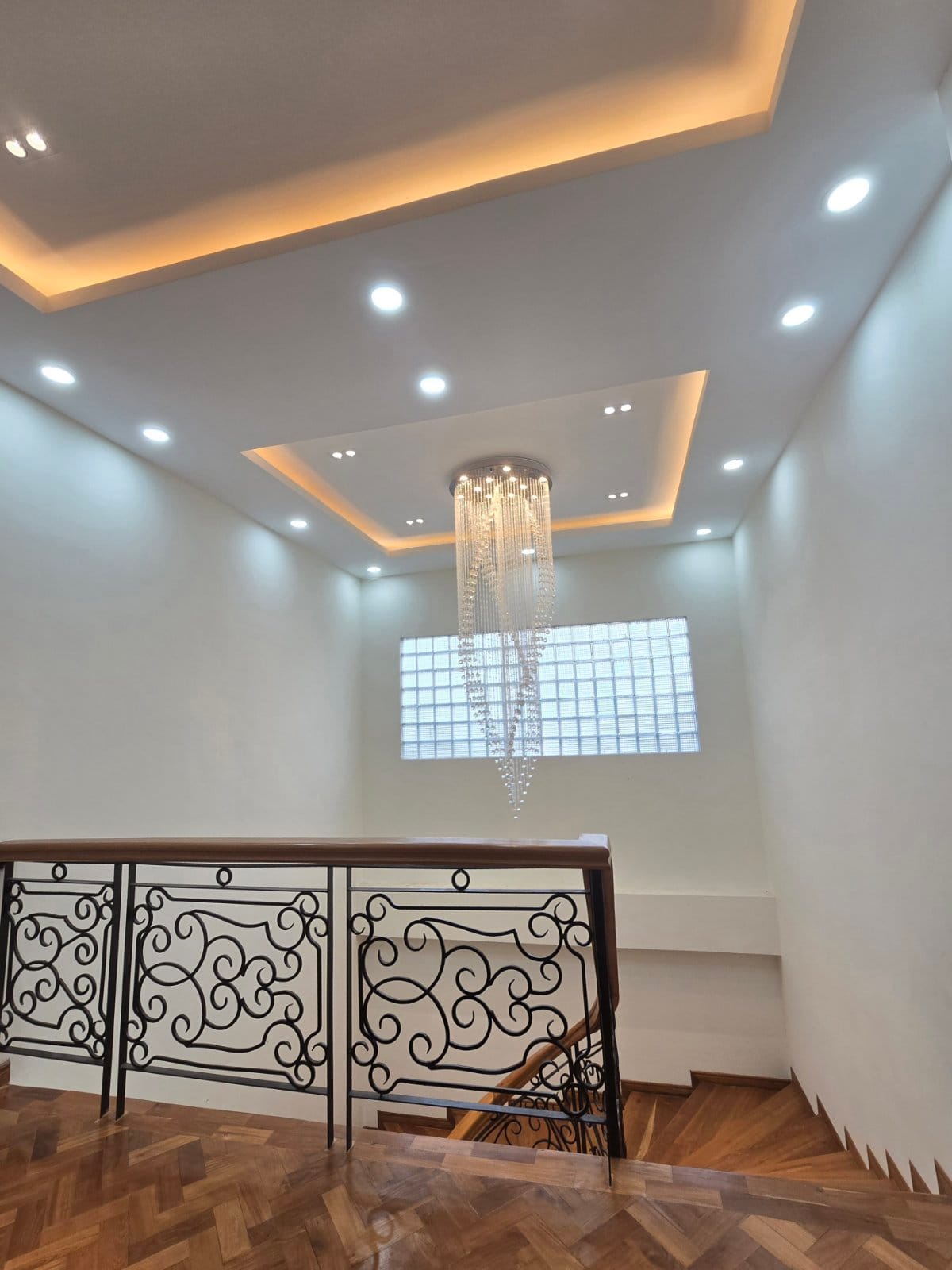 IMG-bf9315fde71d8e0a1bcb4d42d3af2aa9-V